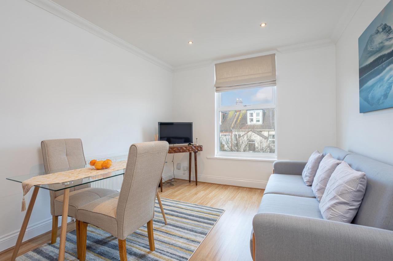 Luxury Granada Apartments - 1 & 2 Bed Flats W Free Parking Perfect For Contractors, Students Near The Beach Portsmouth Luaran gambar