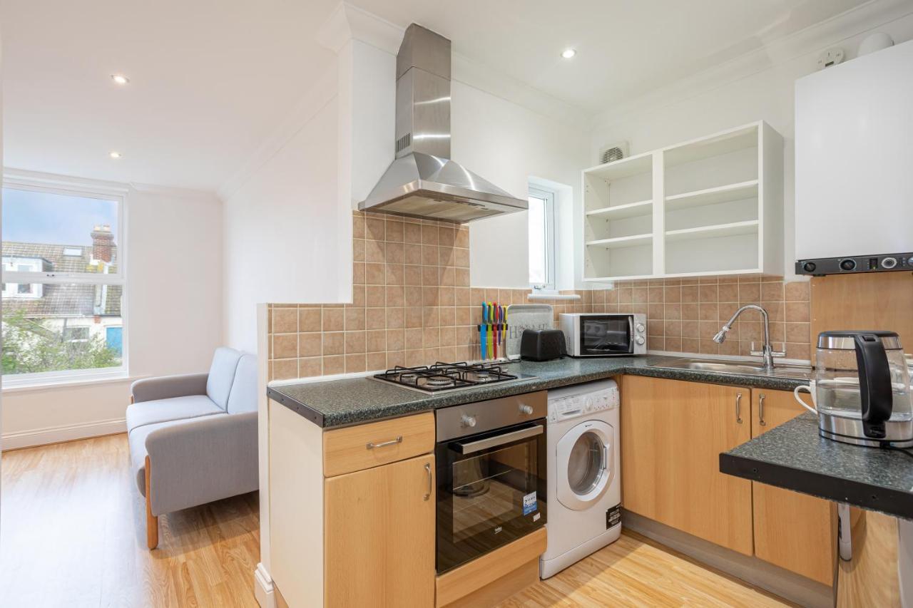 Luxury Granada Apartments - 1 & 2 Bed Flats W Free Parking Perfect For Contractors, Students Near The Beach Portsmouth Luaran gambar